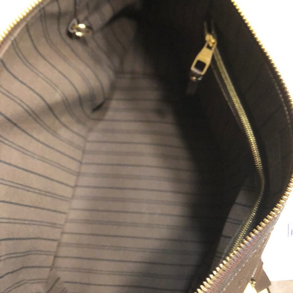 Louis Vuitton Lumineuse PM 🤎 - Picture 15 of 17